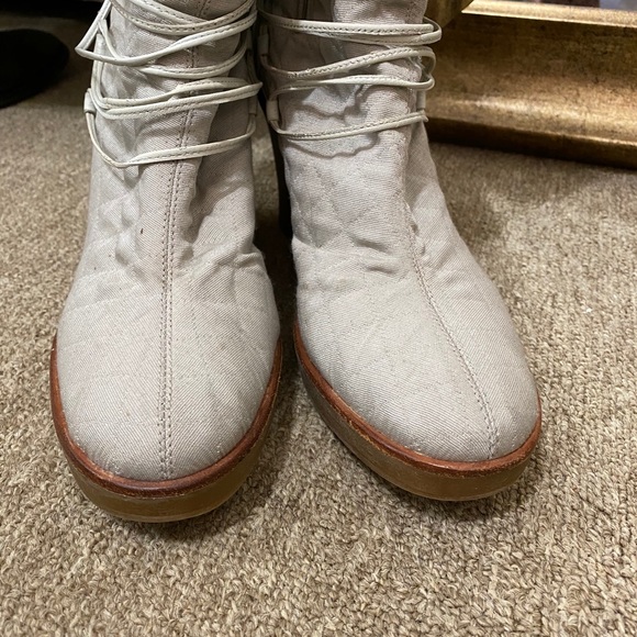 Jessica Simpson Winter Boots - Picture 7 of 9